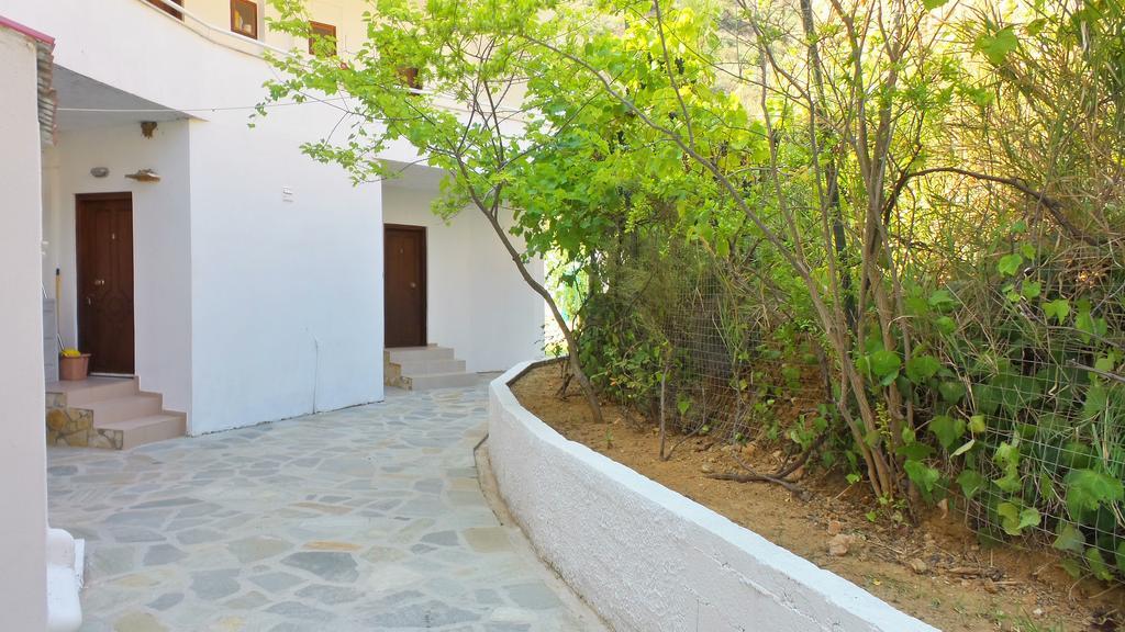 Studios Kaintas Agia Paraskevi Exterior foto